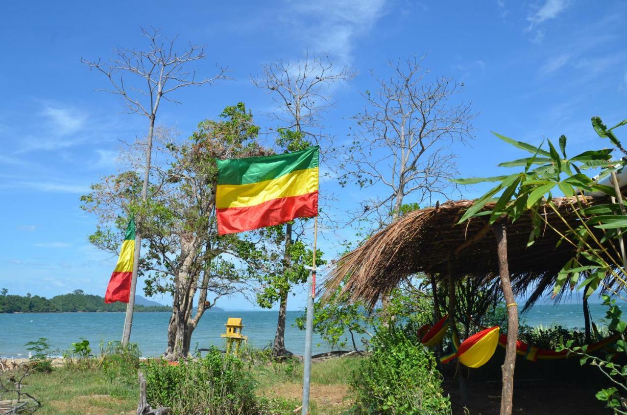 Reggae Island Private Island Koh Phayam Exterior foto