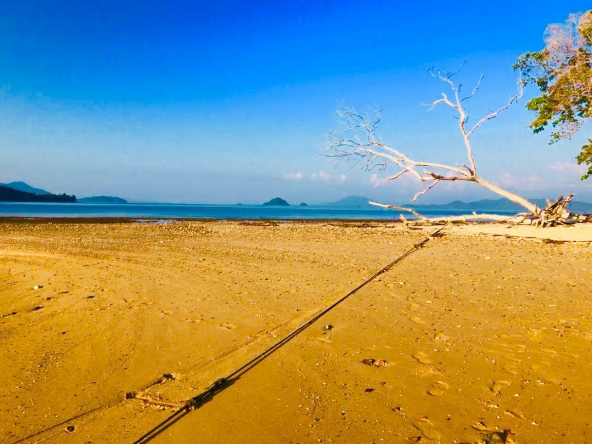 Reggae Island Private Island Koh Phayam Exterior foto