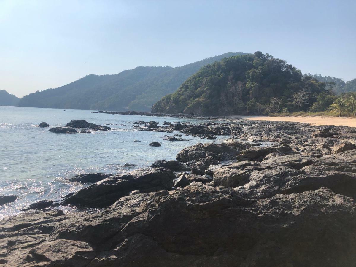 Reggae Island Private Island Koh Phayam Exterior foto